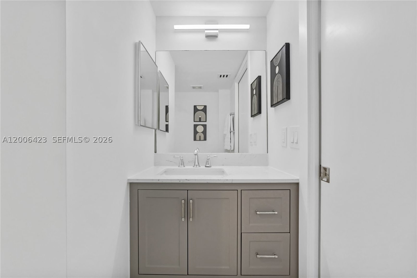 Real estate property located at 1155 Brickell Bay Dr #2003, Miami-dade, The Mark On Brickell Cond, Miami, FL