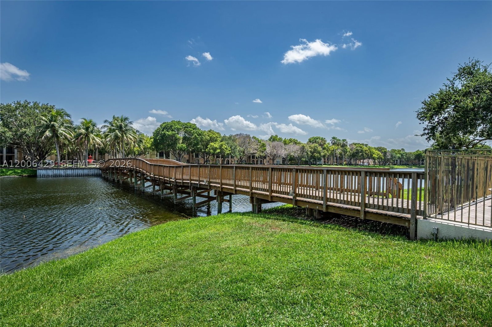 Real estate property located at 2451 Centergate Dr #303, Broward, Aventine At Miramar Condo, Miramar, FL