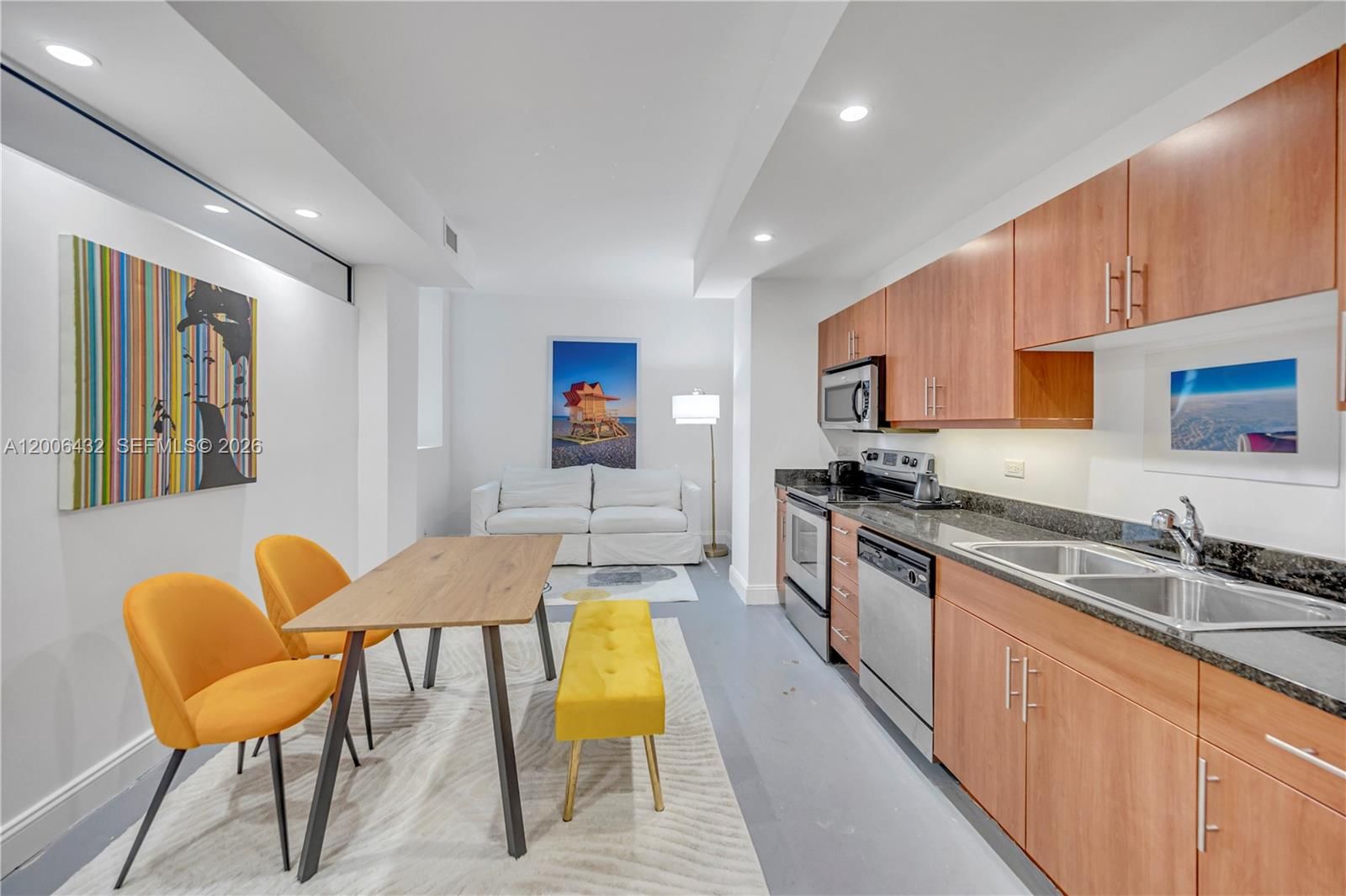 Real estate property located at 111 Flagler St #506, Miami-dade, Flagler First Condo, Miami, FL