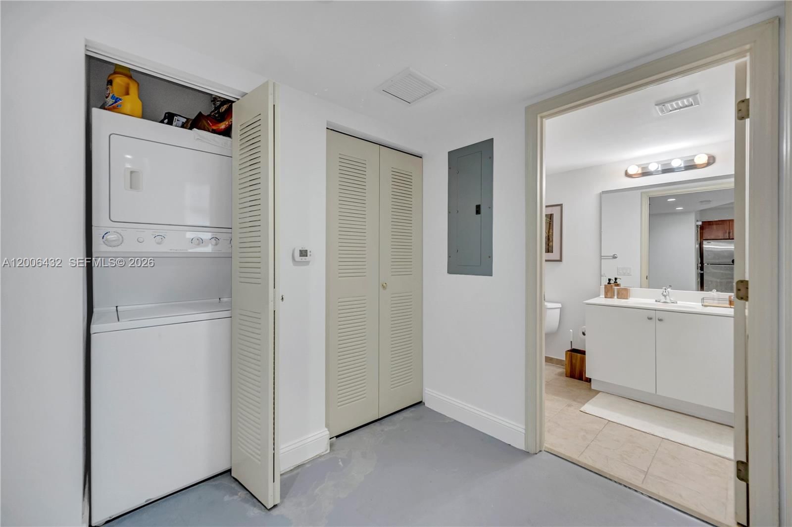 Real estate property located at 111 Flagler St #506, Miami-dade, Flagler First Condo, Miami, FL