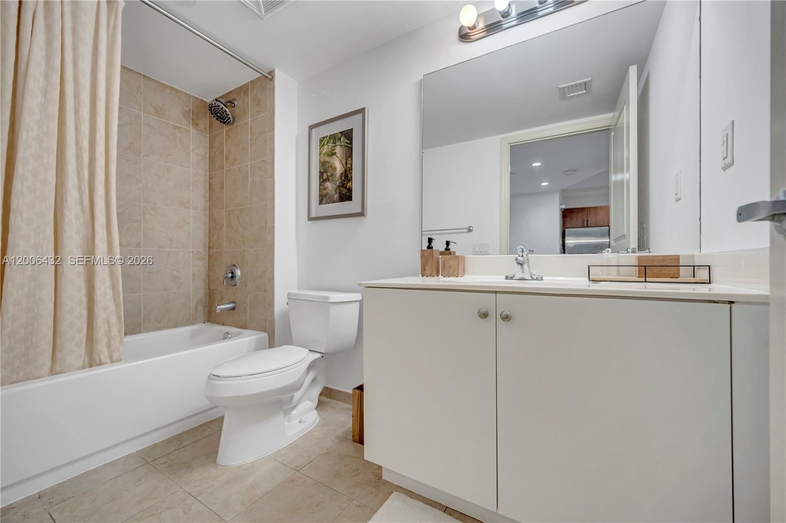 Real estate property located at 111 Flagler St #506, Miami-dade, Flagler First Condo, Miami, FL