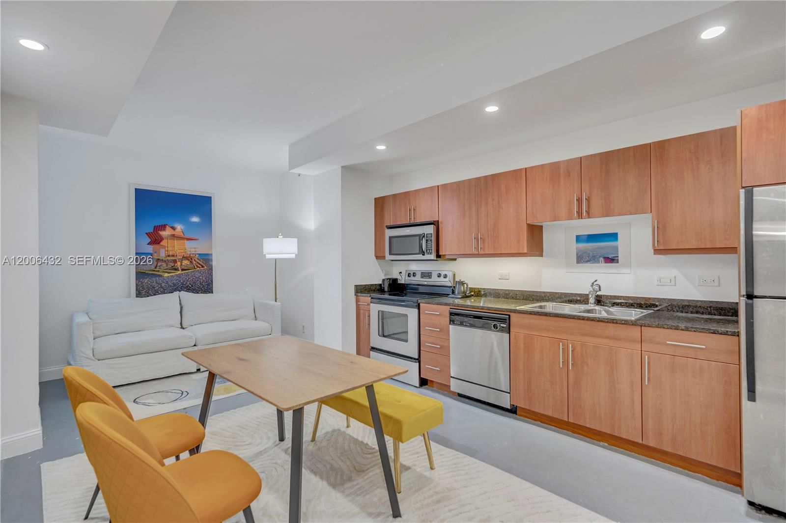 Real estate property located at 111 Flagler St #506, Miami-dade, Flagler First Condo, Miami, FL