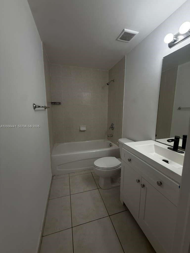 Real estate property located at 7280 114th Ave #208-8, Miami-dade, Palm Gardens At Doral Con, Doral, FL