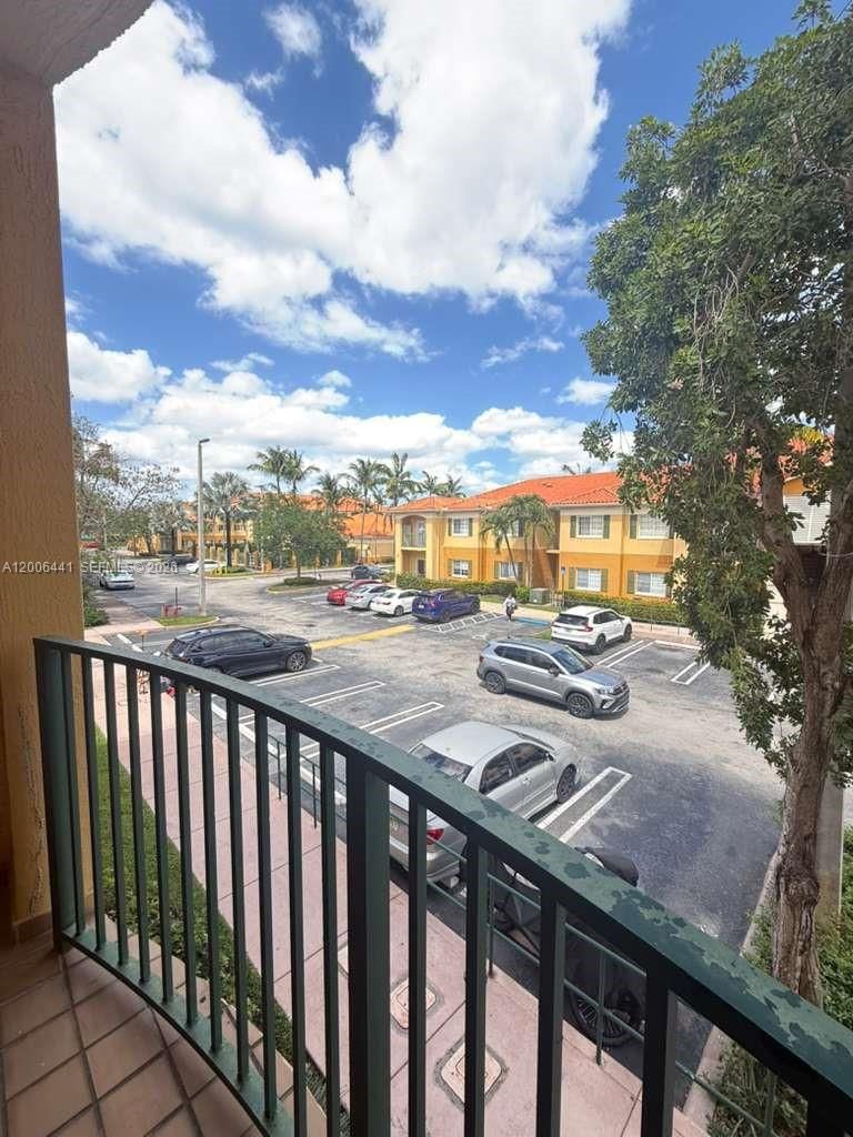 Real estate property located at 7280 114th Ave #208-8, Miami-dade, Palm Gardens At Doral Con, Doral, FL