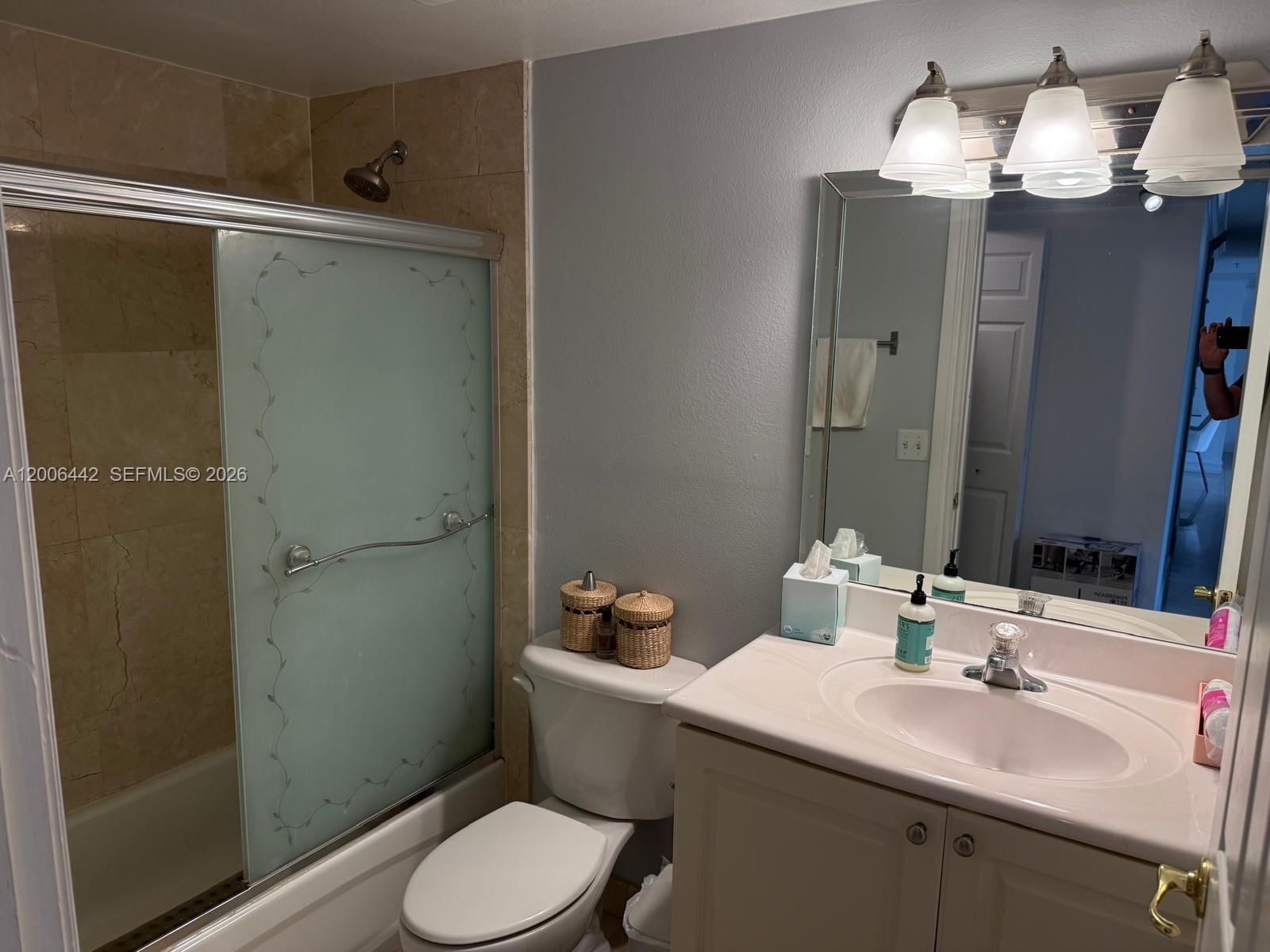 Real estate property located at 101 Sidonia Ave #301, Miami-dade, Villa Florini Condo, Coral Gables, FL