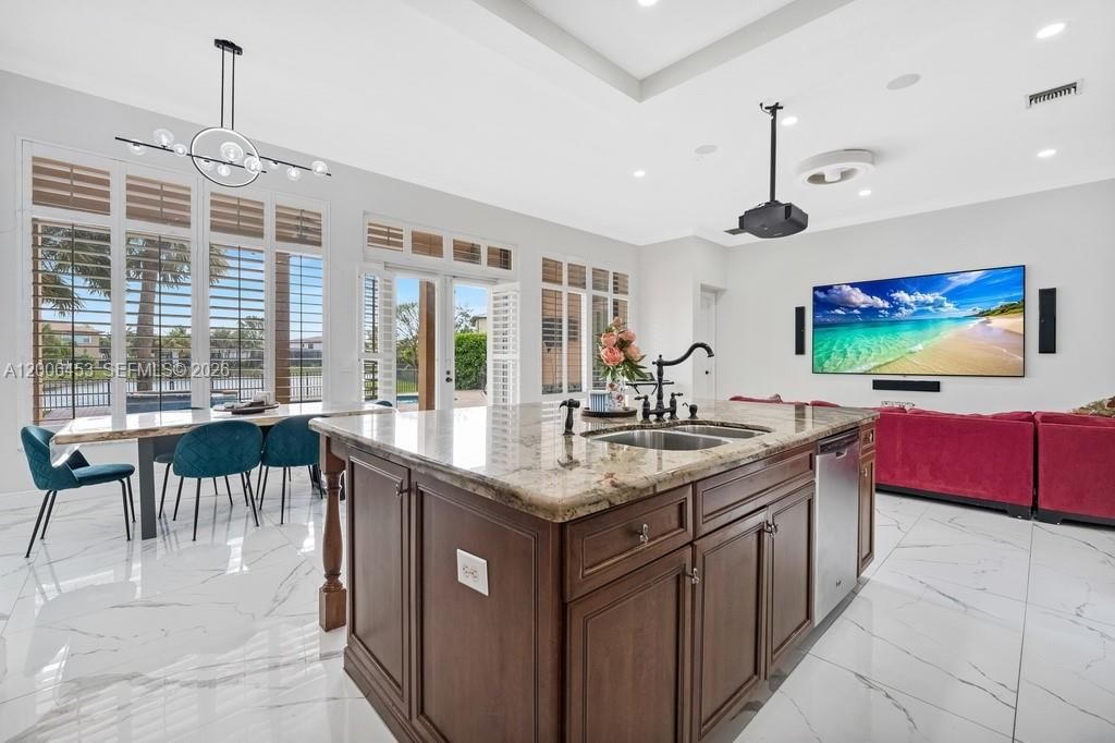 Real estate property located at 7925 110th Dr, Broward, Heron Bay Northeast, Parkland, FL