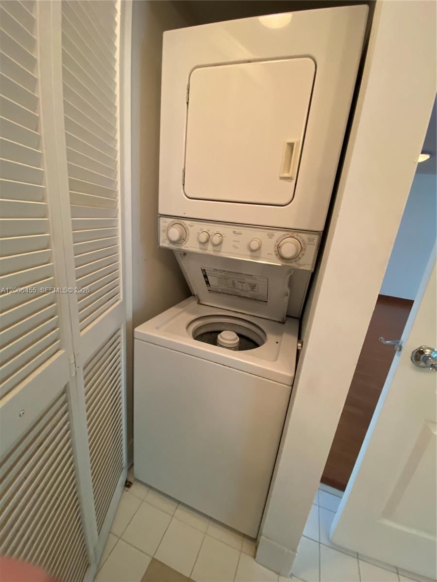 Real estate property located at 1200 Brickell Bay Dr #1914, Miami-dade, The Club At Brickell Bay, Miami, FL