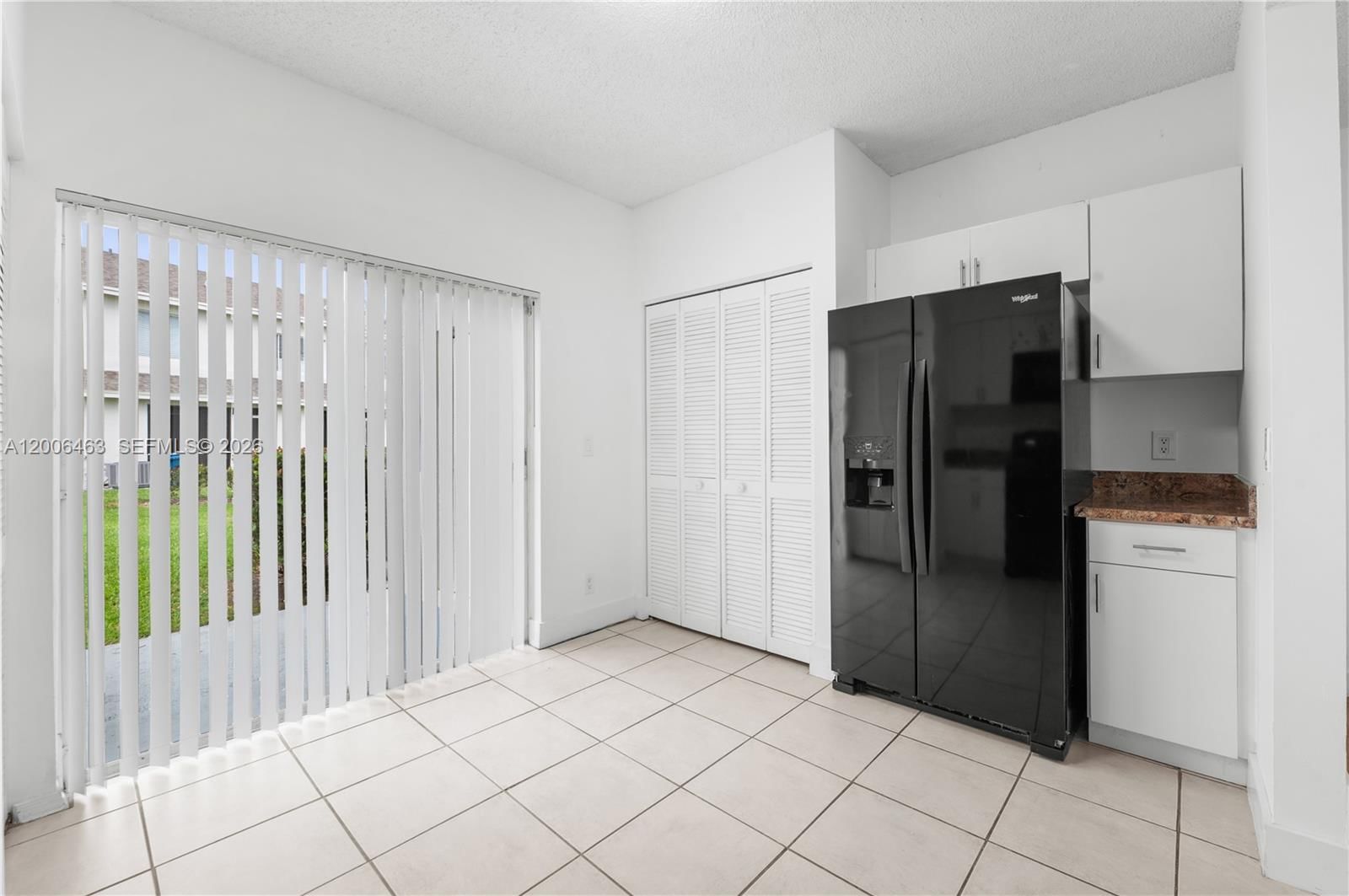 Real estate property located at 40 Simonton Cir #40, Broward, Coconuts, Weston, FL