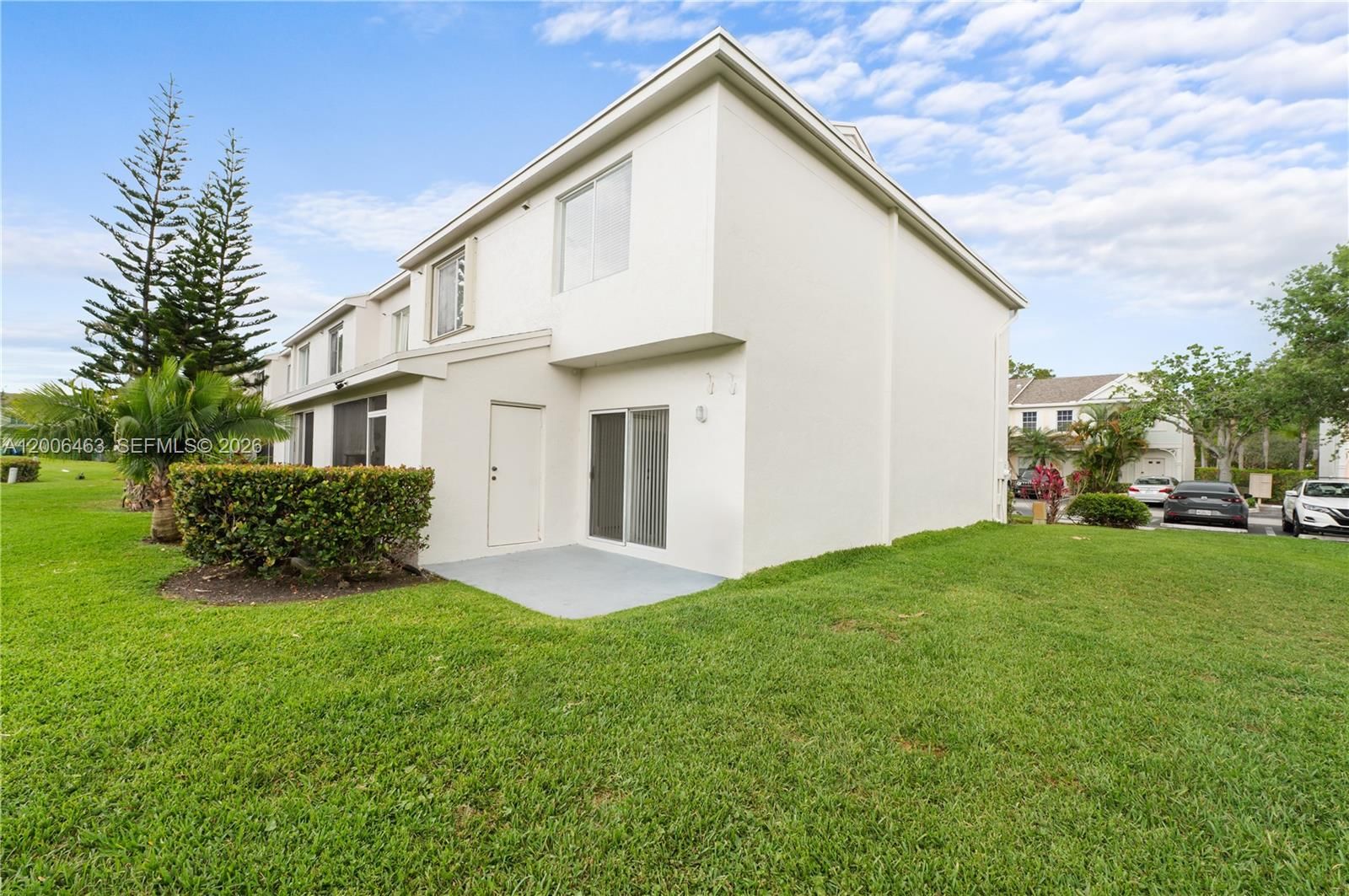 Real estate property located at 40 Simonton Cir #40, Broward, Coconuts, Weston, FL