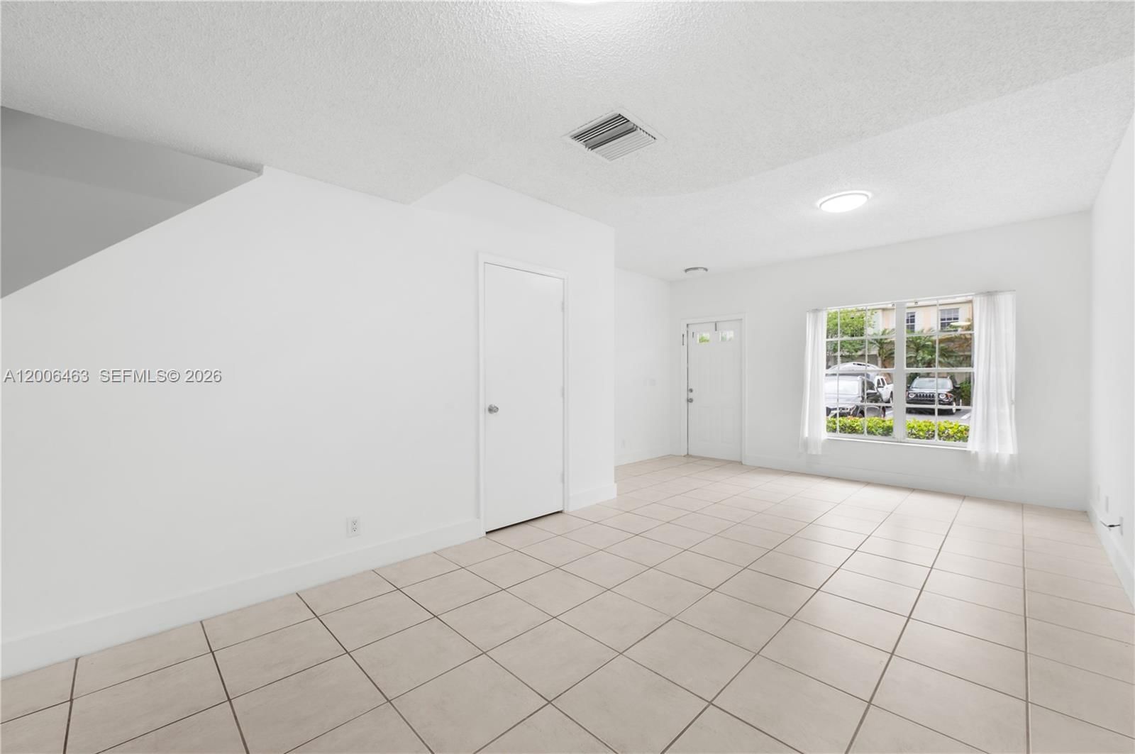 Real estate property located at 40 Simonton Cir #40, Broward, Coconuts, Weston, FL