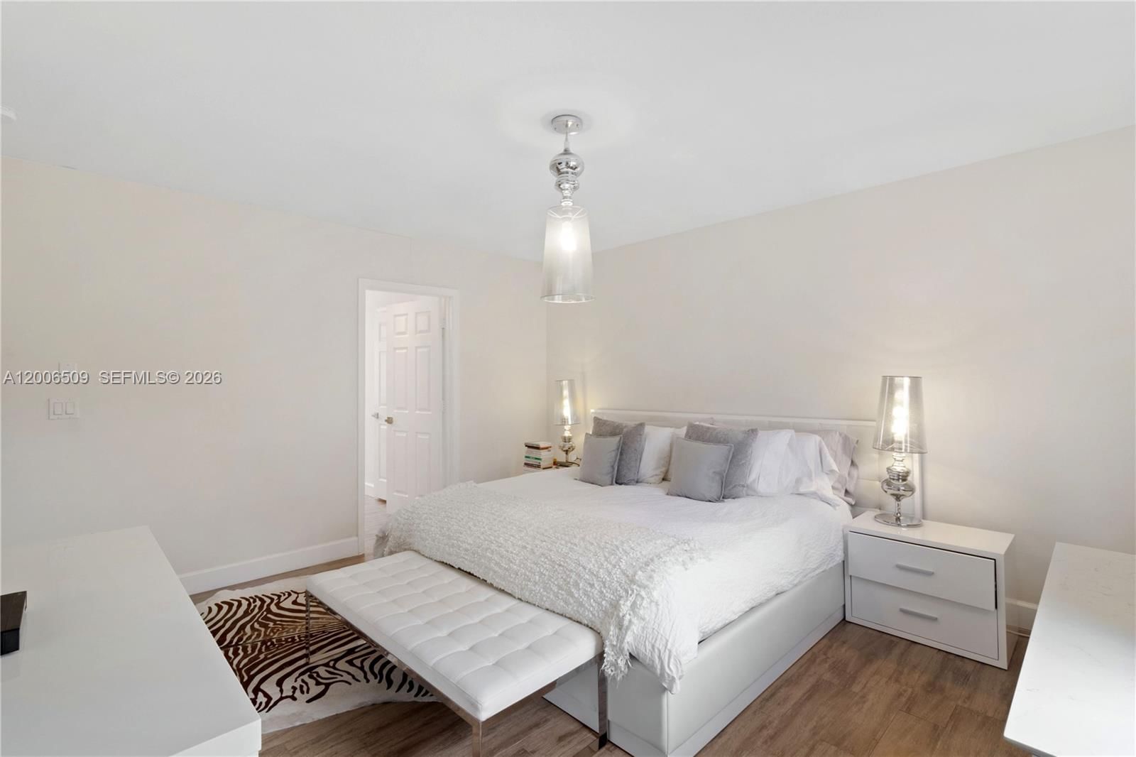 Real estate property located at 10842 53rd Ln, Miami-dade, Doral Reserve, Doral, FL