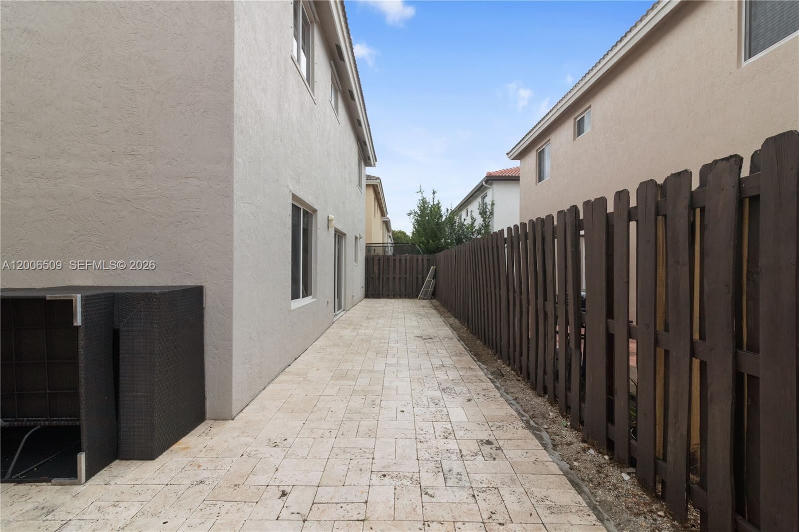 Real estate property located at 10842 53rd Ln, Miami-dade, Doral Reserve, Doral, FL