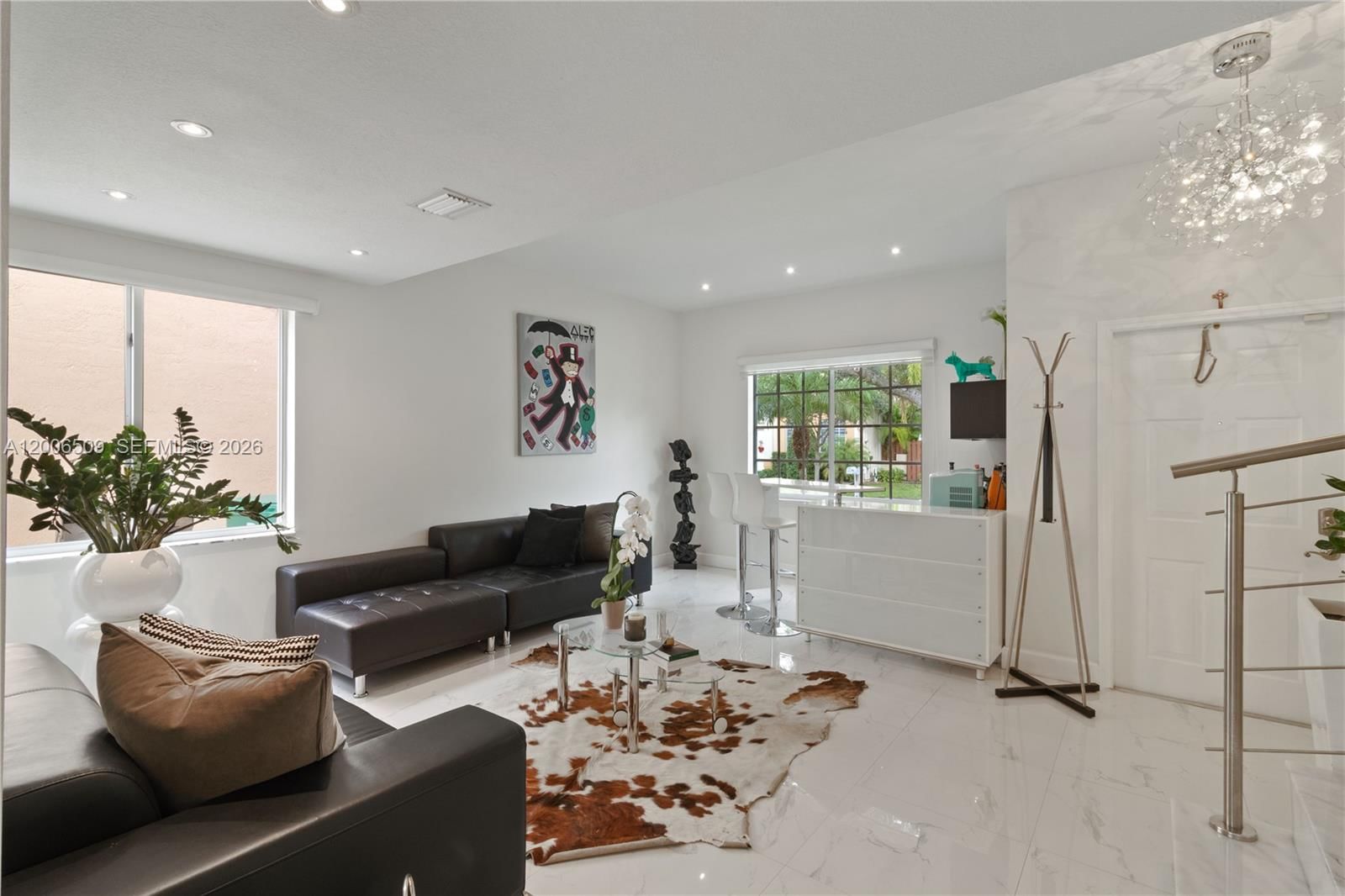 Real estate property located at 10842 53rd Ln, Miami-dade, Doral Reserve, Doral, FL