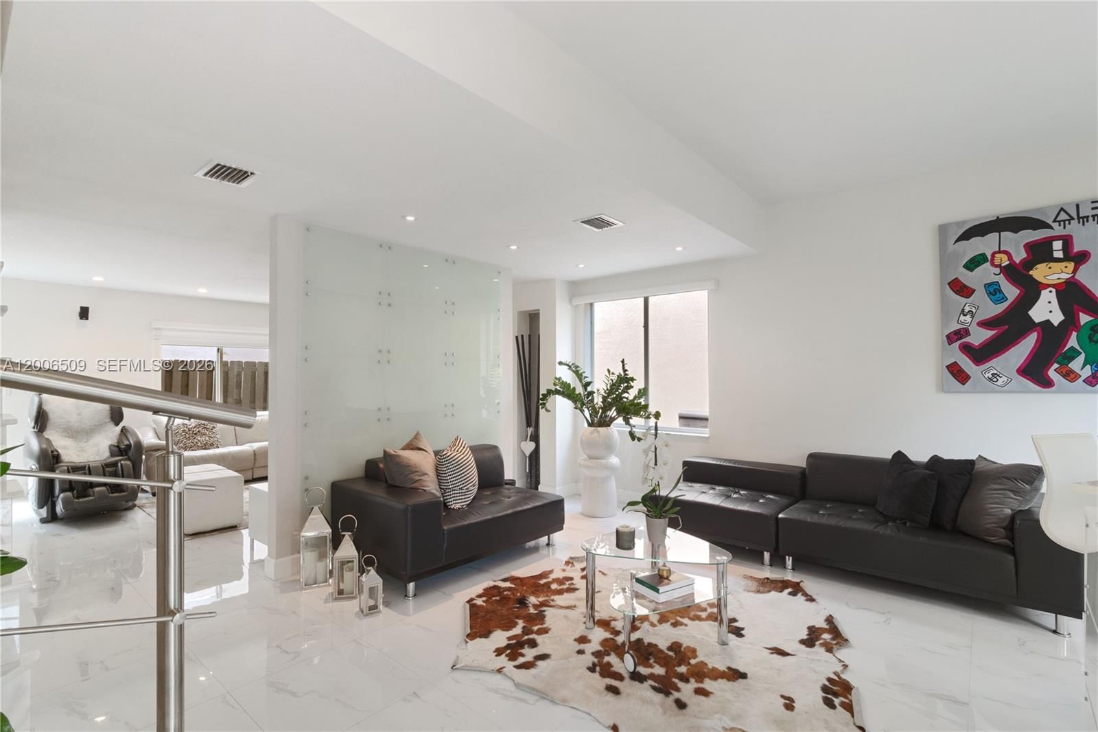 Real estate property located at 10842 53rd Ln, Miami-dade, Doral Reserve, Doral, FL