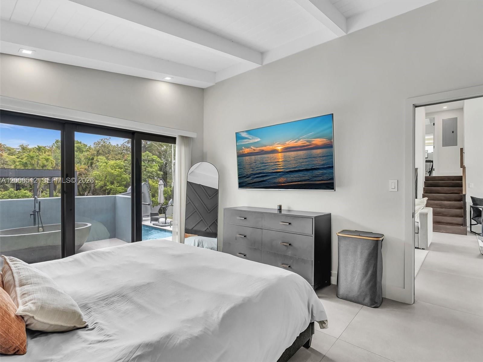 Real estate property located at 2448 Okeechobee Ln, Broward, Lauderdale Isles No 2-blk, Fort Lauderdale, FL