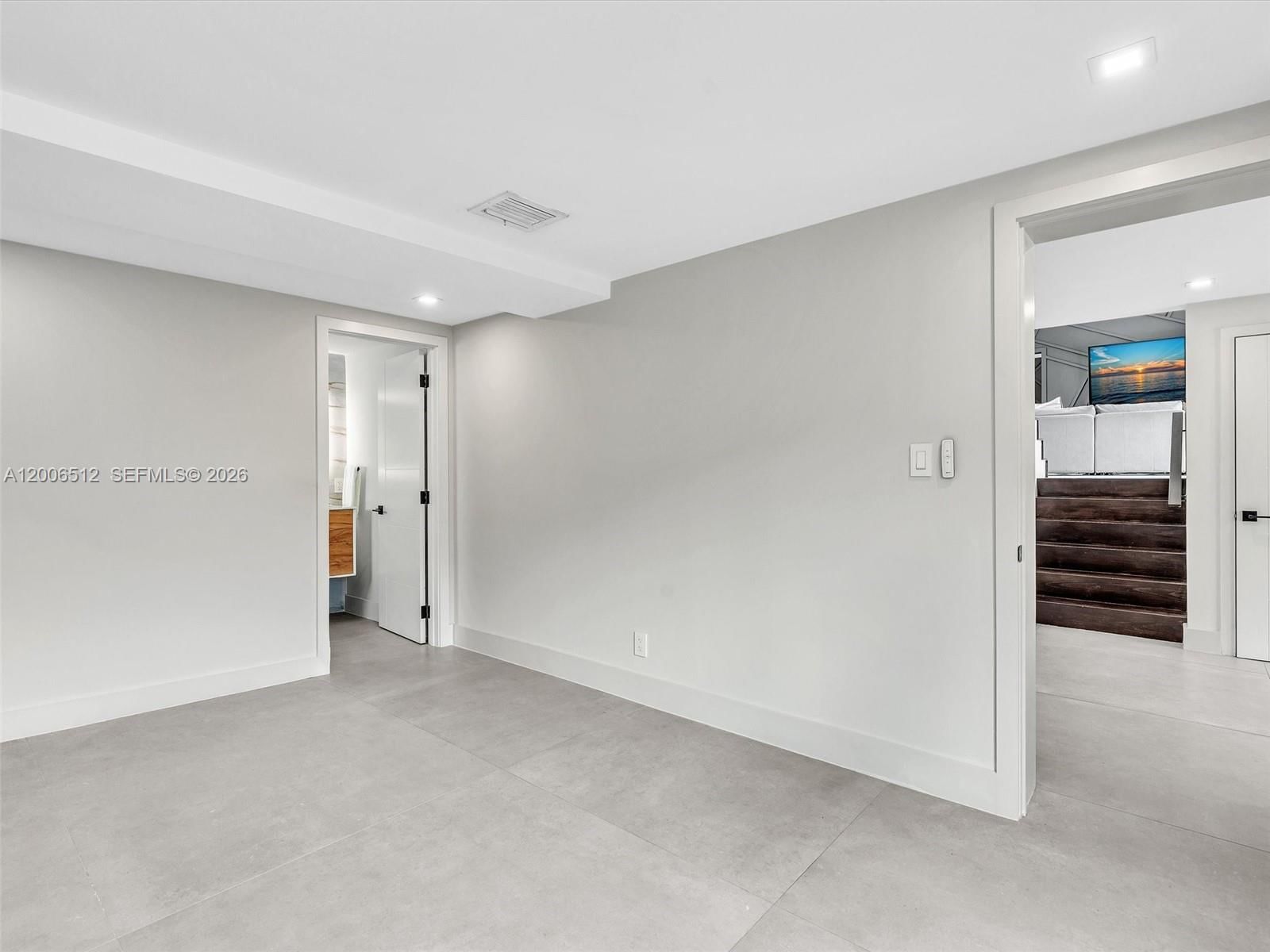 Real estate property located at 2448 Okeechobee Ln, Broward, Lauderdale Isles No 2-blk, Fort Lauderdale, FL