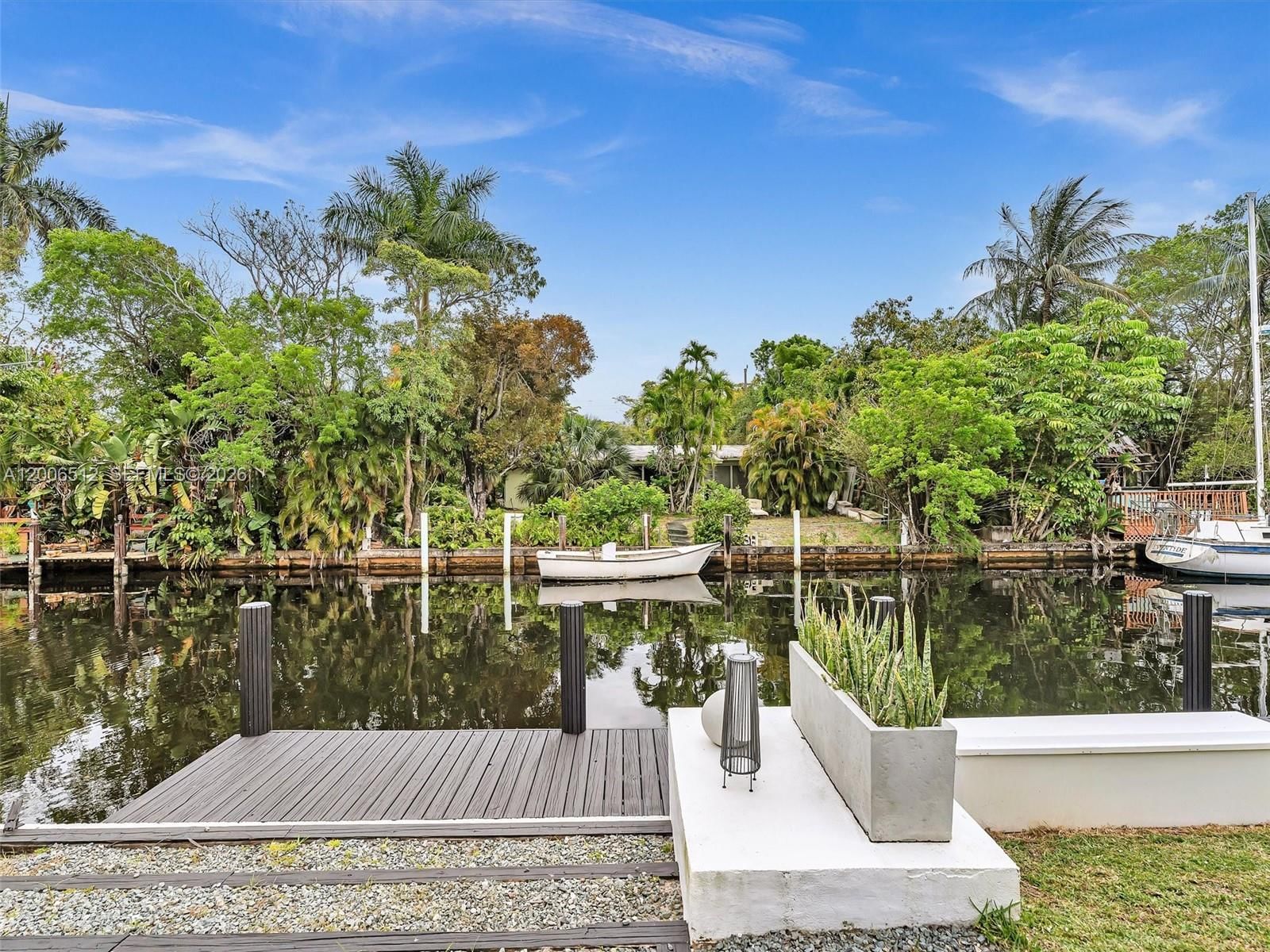 Real estate property located at 2448 Okeechobee Ln, Broward, Lauderdale Isles No 2-blk, Fort Lauderdale, FL