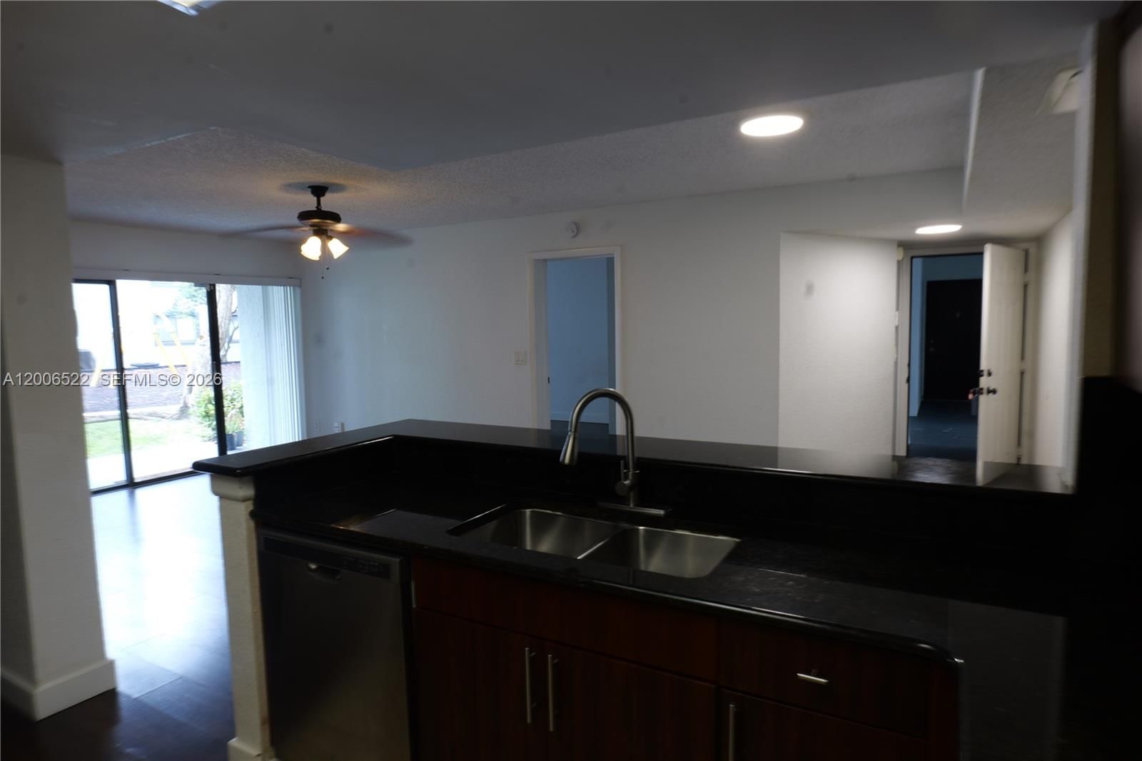 Real estate property located at 9200 Atlantic Blvd #1417, Broward, Visconti Condo, Coral Springs, FL