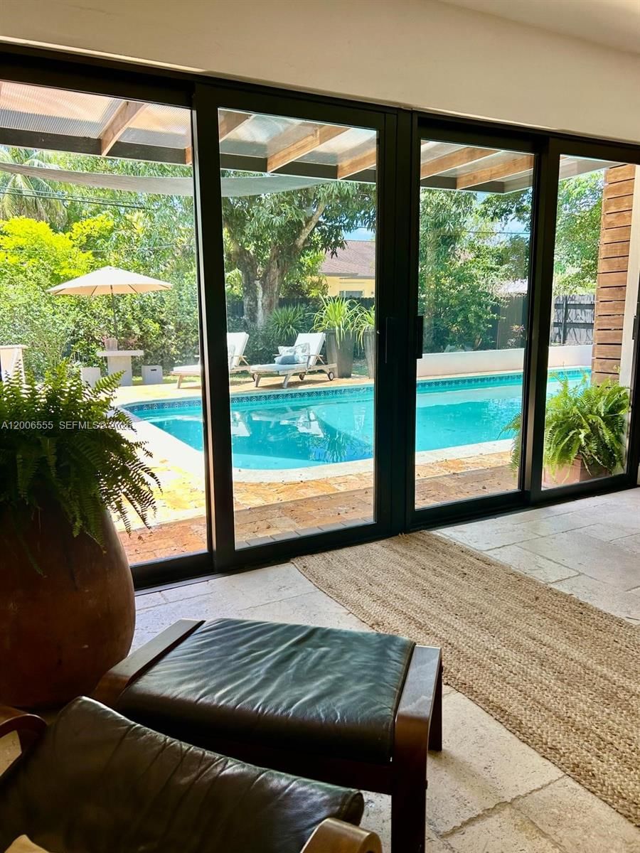 Real estate property located at 825 Bel Air Dr, Broward, Plantation Gardens 2nd Se, Plantation, FL