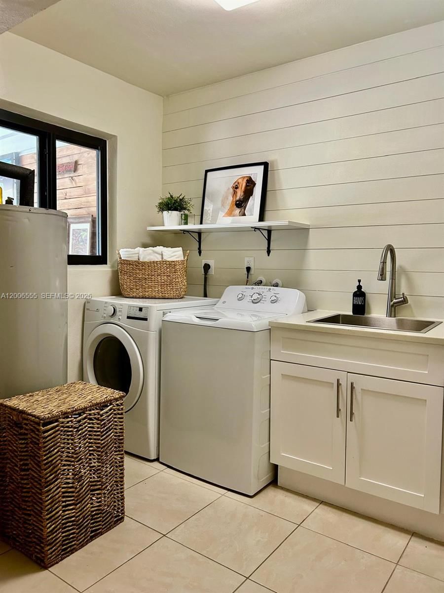 Real estate property located at 825 Bel Air Dr, Broward, Plantation Gardens 2nd Se, Plantation, FL