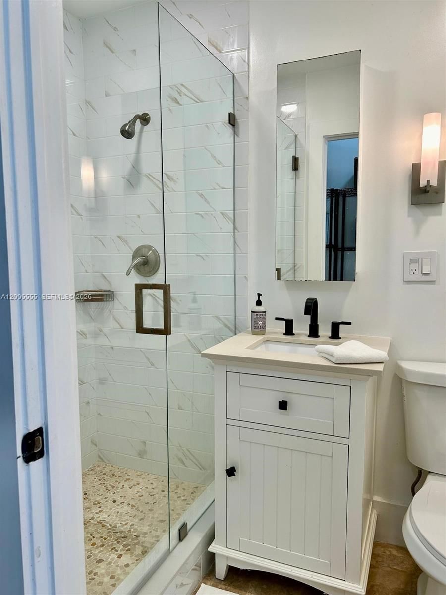 Real estate property located at 825 Bel Air Dr, Broward, Plantation Gardens 2nd Se, Plantation, FL