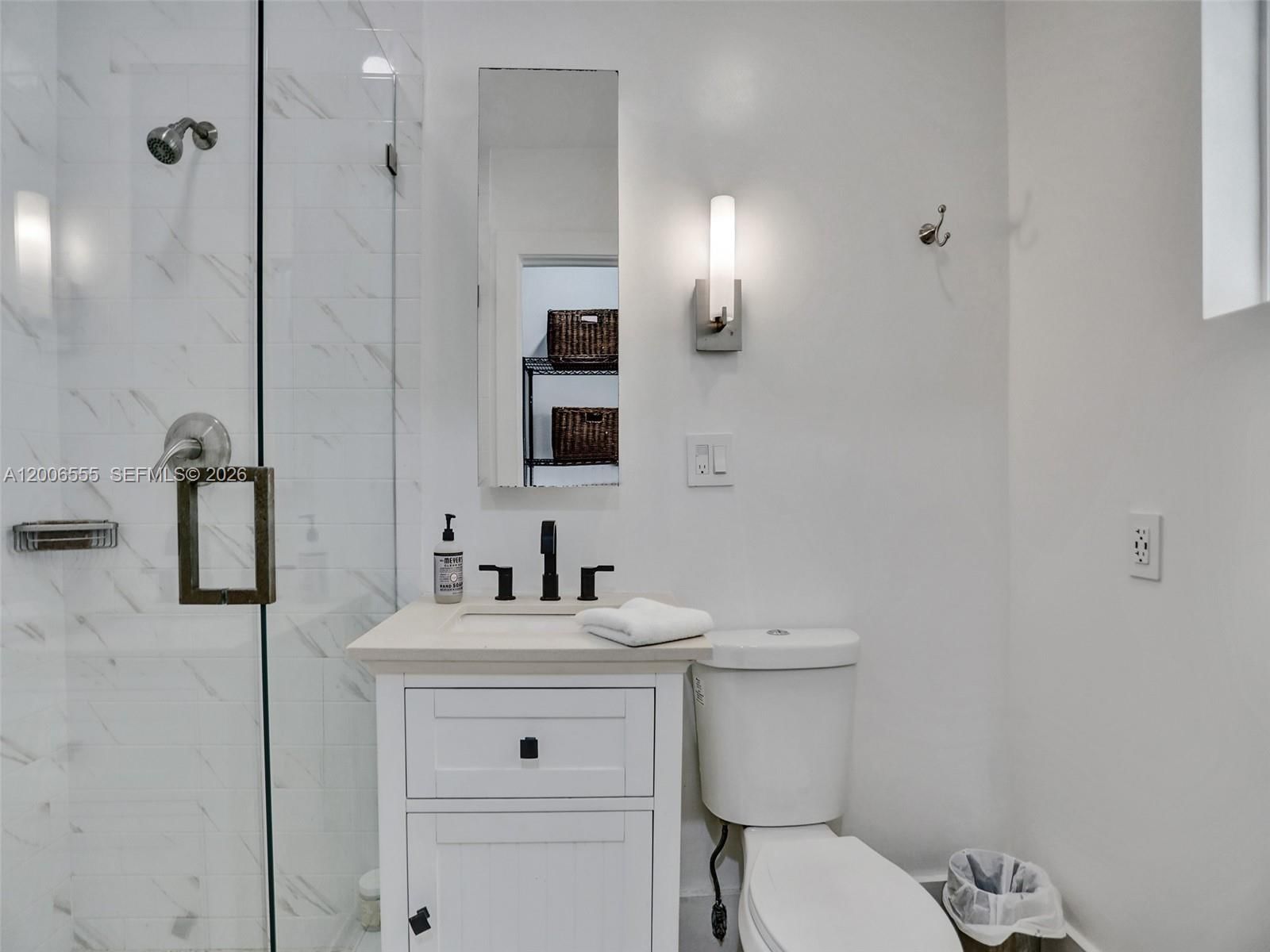 Real estate property located at 825 Bel Air Dr, Broward, Plantation Gardens 2nd Se, Plantation, FL