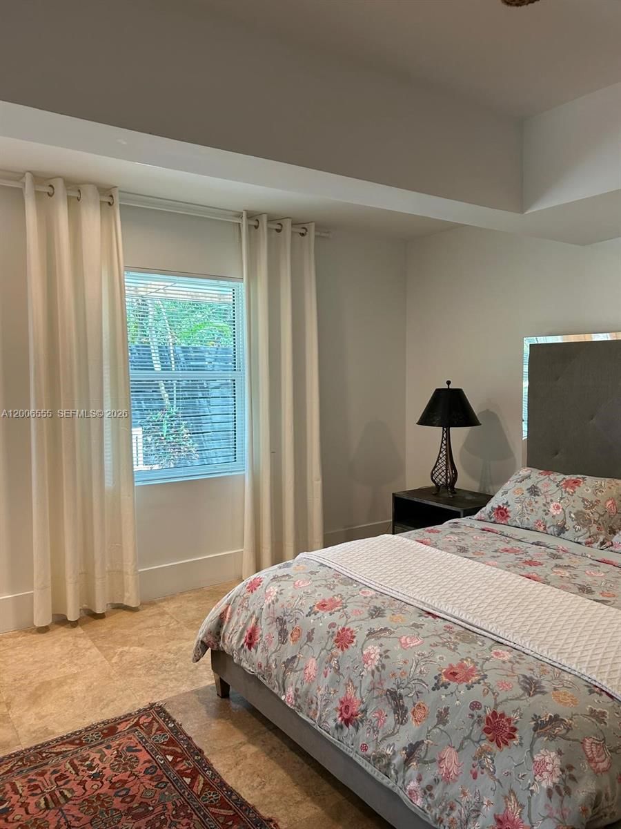 Real estate property located at 825 Bel Air Dr, Broward, Plantation Gardens 2nd Se, Plantation, FL