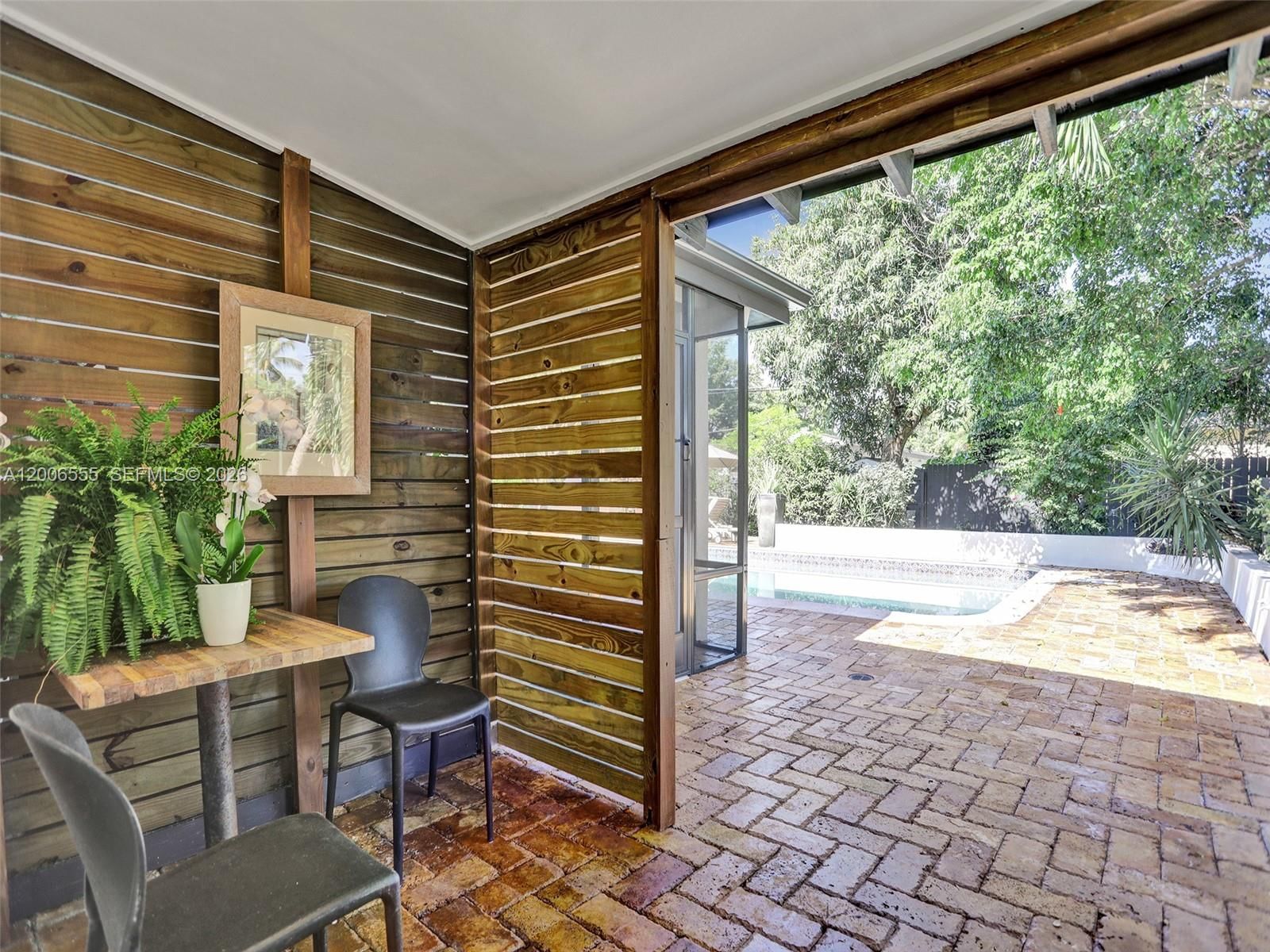 Real estate property located at 825 Bel Air Dr, Broward, Plantation Gardens 2nd Se, Plantation, FL