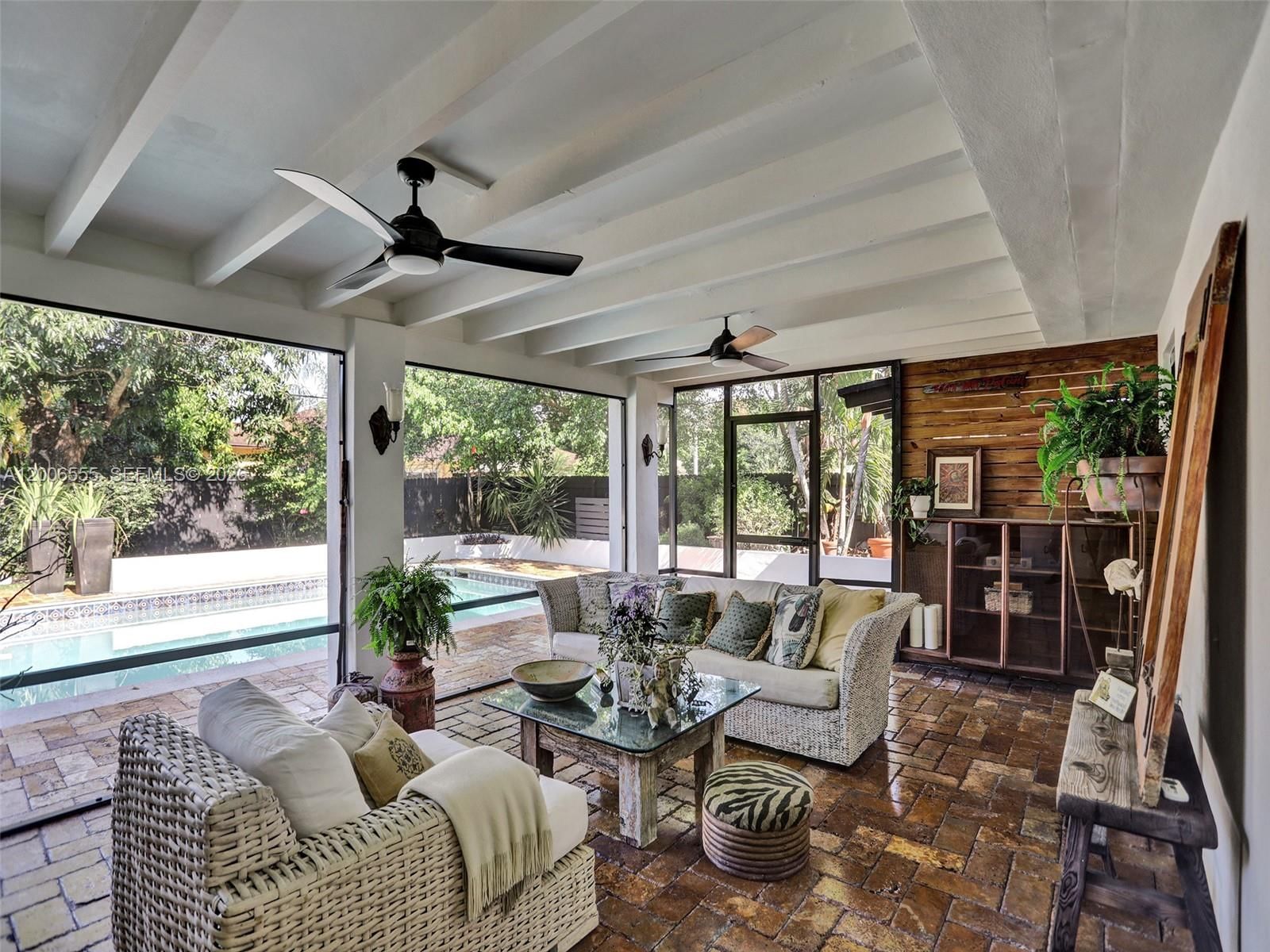 Real estate property located at 825 Bel Air Dr, Broward, Plantation Gardens 2nd Se, Plantation, FL