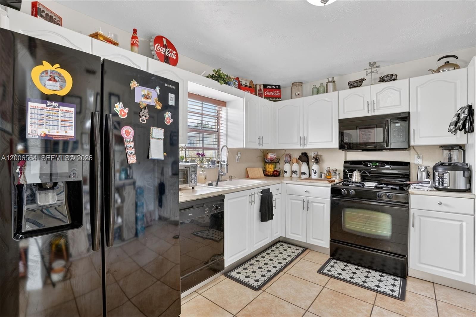 Real estate property located at 8330 154th Ave #35, Miami-dade, Centre Court Condo, Miami, FL