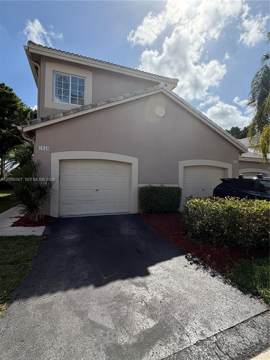 Real estate property located at 2050 Madeira Dr, Broward, Sectors 3 & 4 Boundary Pl, Weston, FL