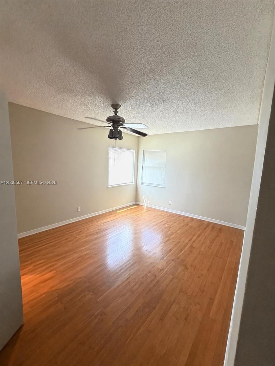 Real estate property located at 2050 Madeira Dr, Broward, Sectors 3 & 4 Boundary Pl, Weston, FL