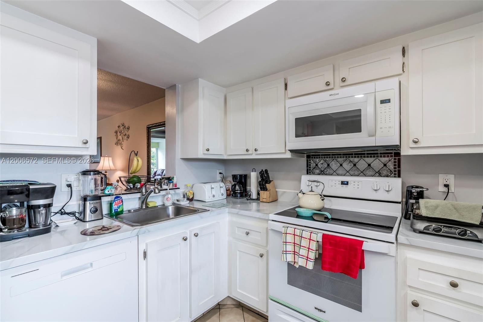 Real estate property located at 7610 18th St #203, Broward, 14 Of Palm Springs 2 Cond, Margate, FL