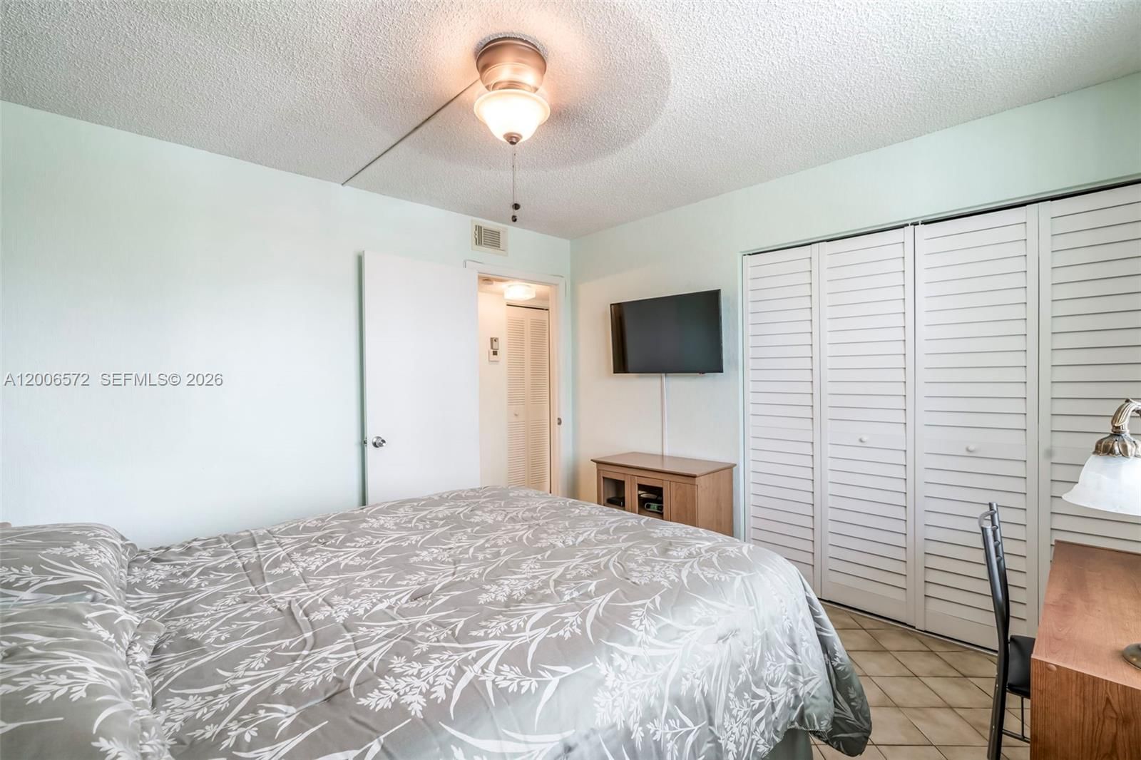 Real estate property located at 7610 18th St #203, Broward, 14 Of Palm Springs 2 Cond, Margate, FL