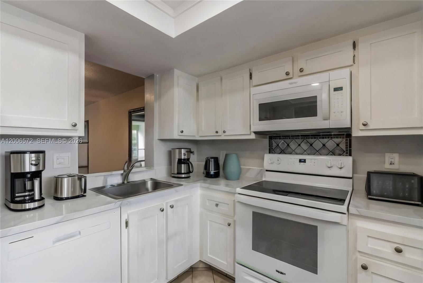 Real estate property located at 7610 18th St #203, Broward, 14 Of Palm Springs 2 Cond, Margate, FL