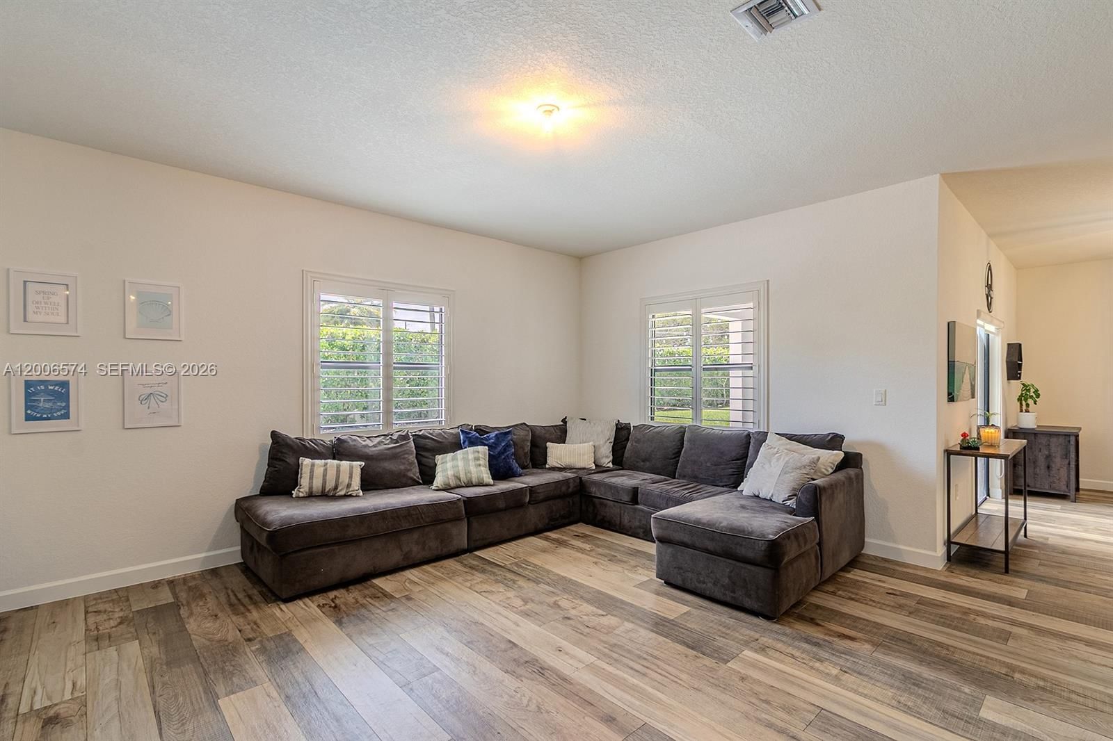 Real estate property located at 13680 191st Ter, Miami-dade, Vilhen Drive Estates, Miami, FL