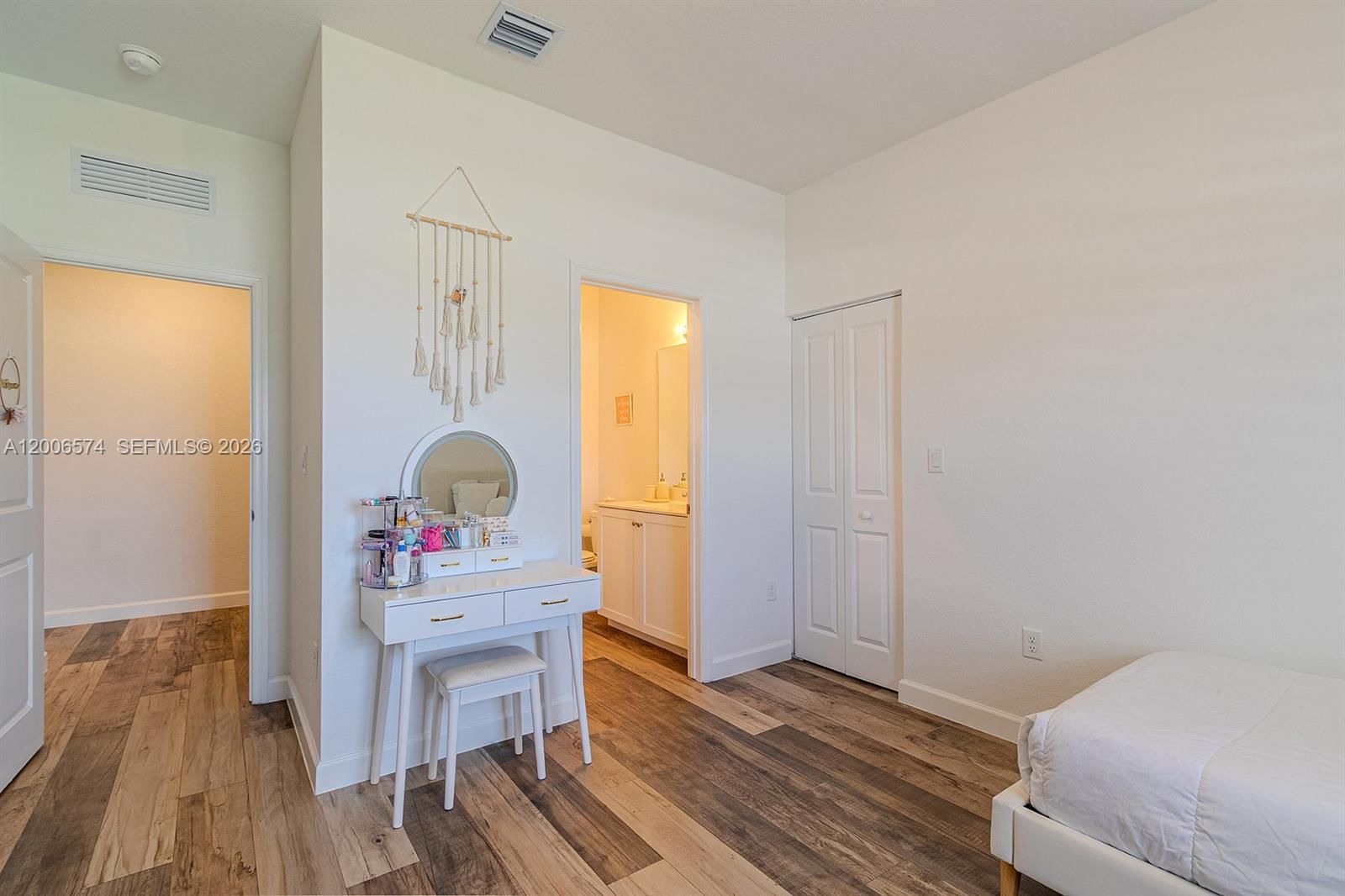 Real estate property located at 13680 191st Ter, Miami-dade, Vilhen Drive Estates, Miami, FL