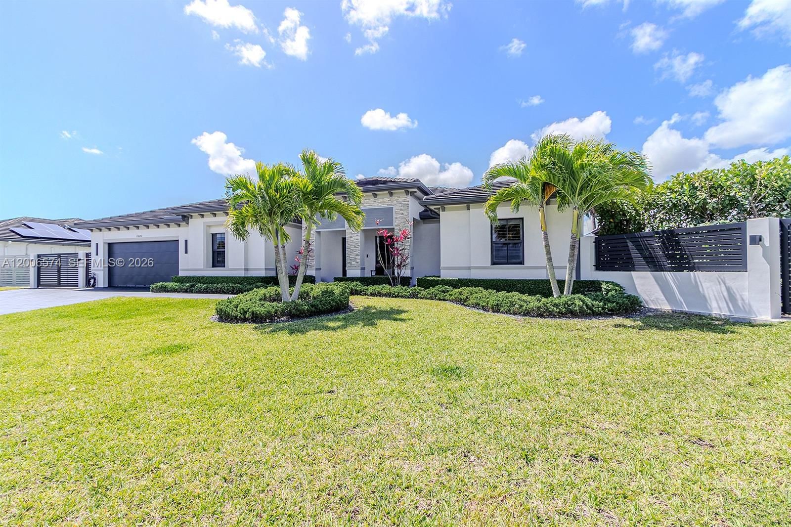 Real estate property located at 13680 191st Ter, Miami-dade, Vilhen Drive Estates, Miami, FL