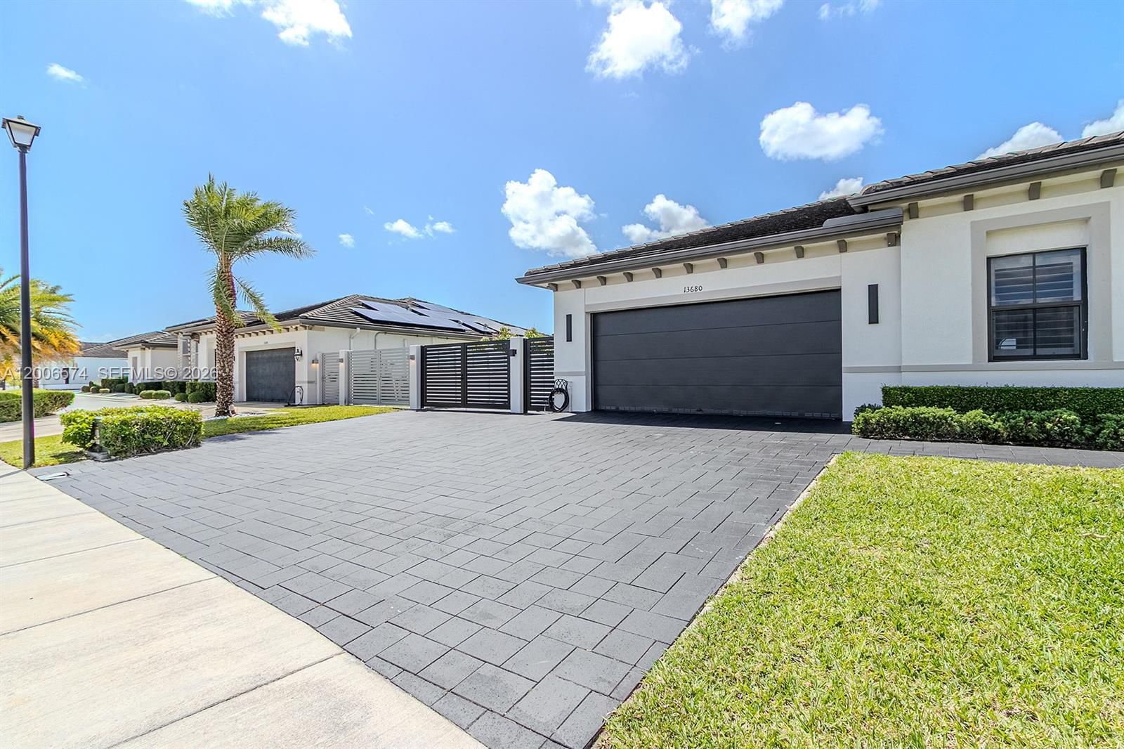 Real estate property located at 13680 191st Ter, Miami-dade, Vilhen Drive Estates, Miami, FL