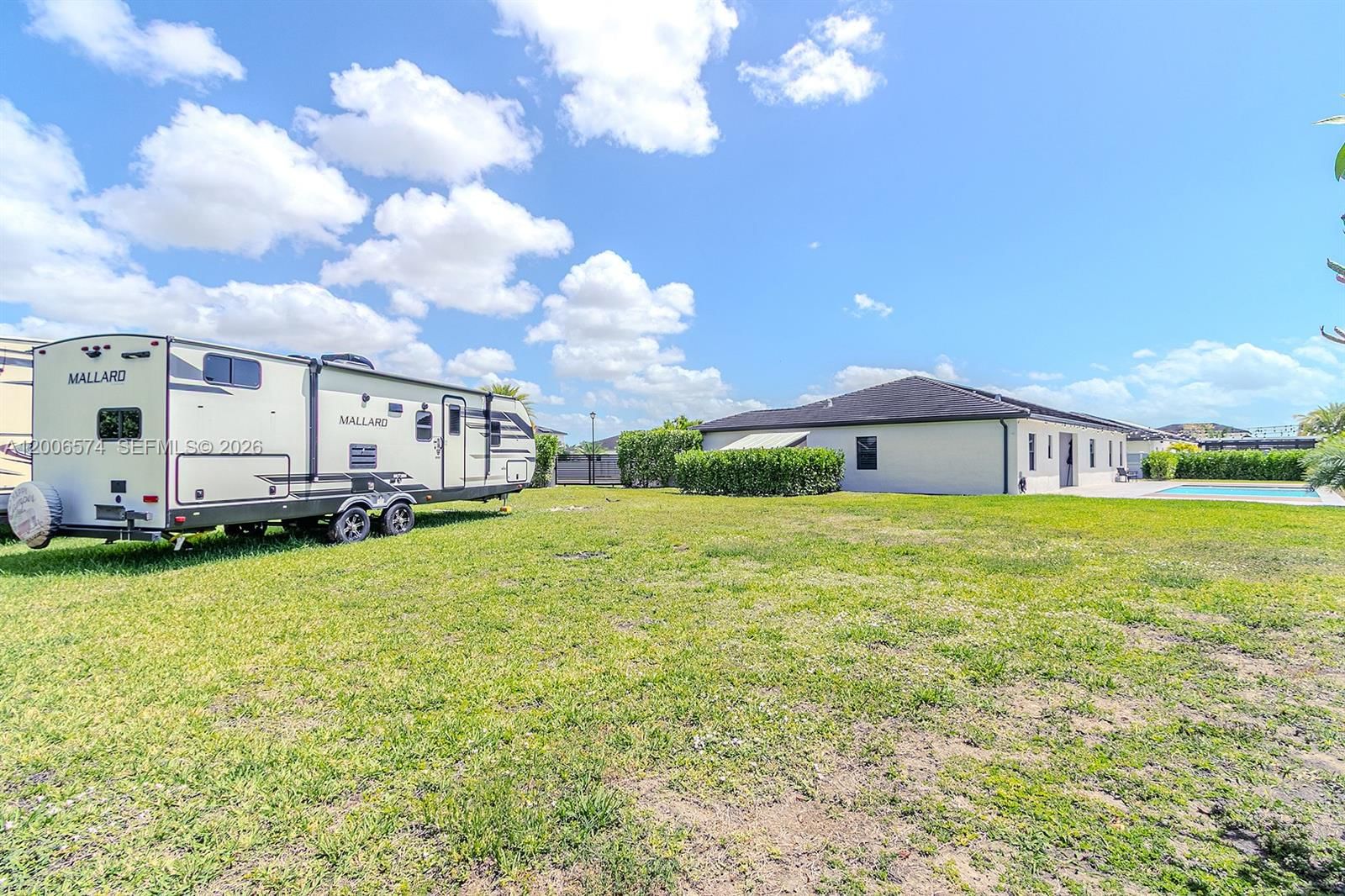 Real estate property located at 13680 191st Ter, Miami-dade, Vilhen Drive Estates, Miami, FL