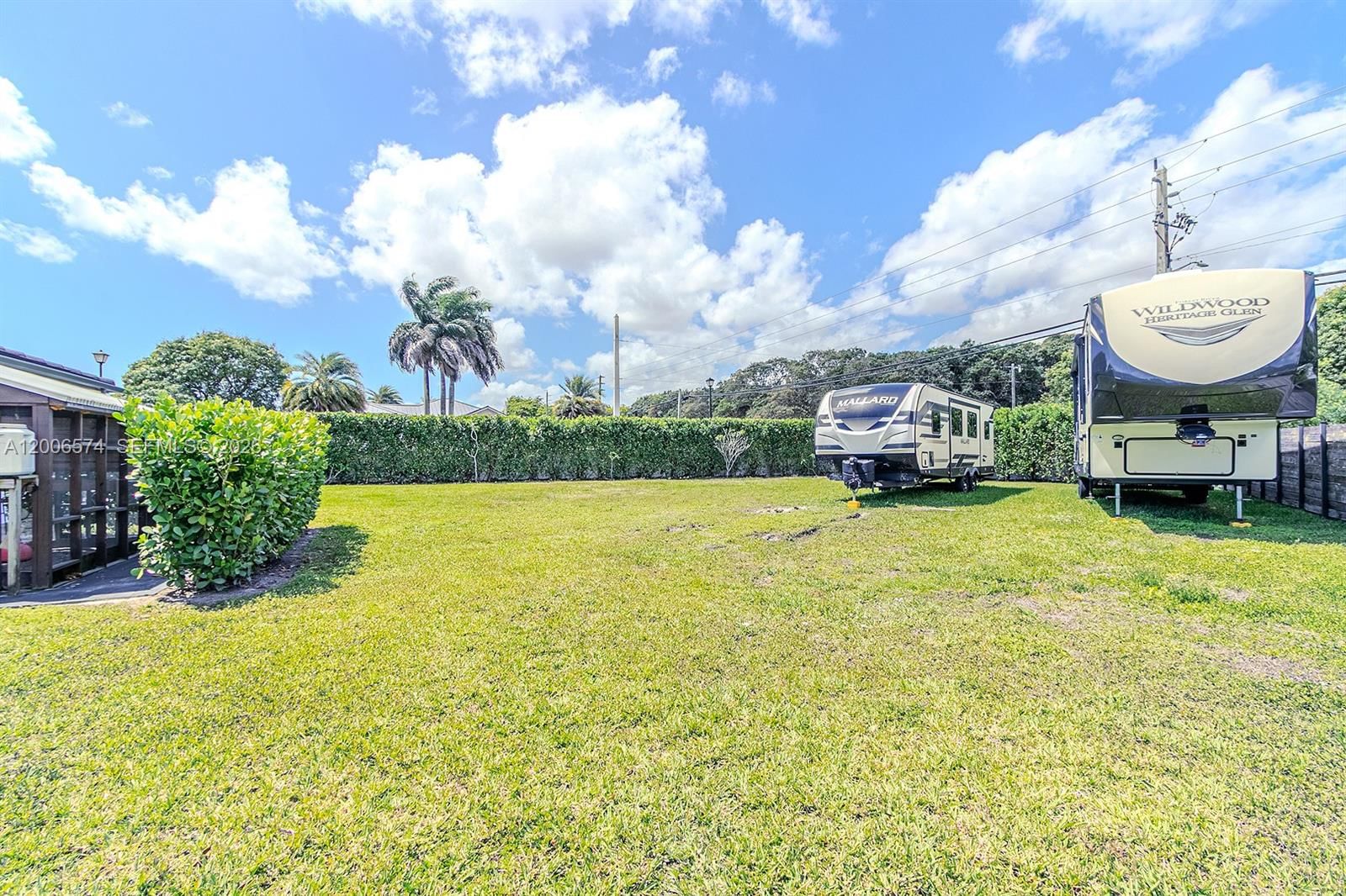 Real estate property located at 13680 191st Ter, Miami-dade, Vilhen Drive Estates, Miami, FL