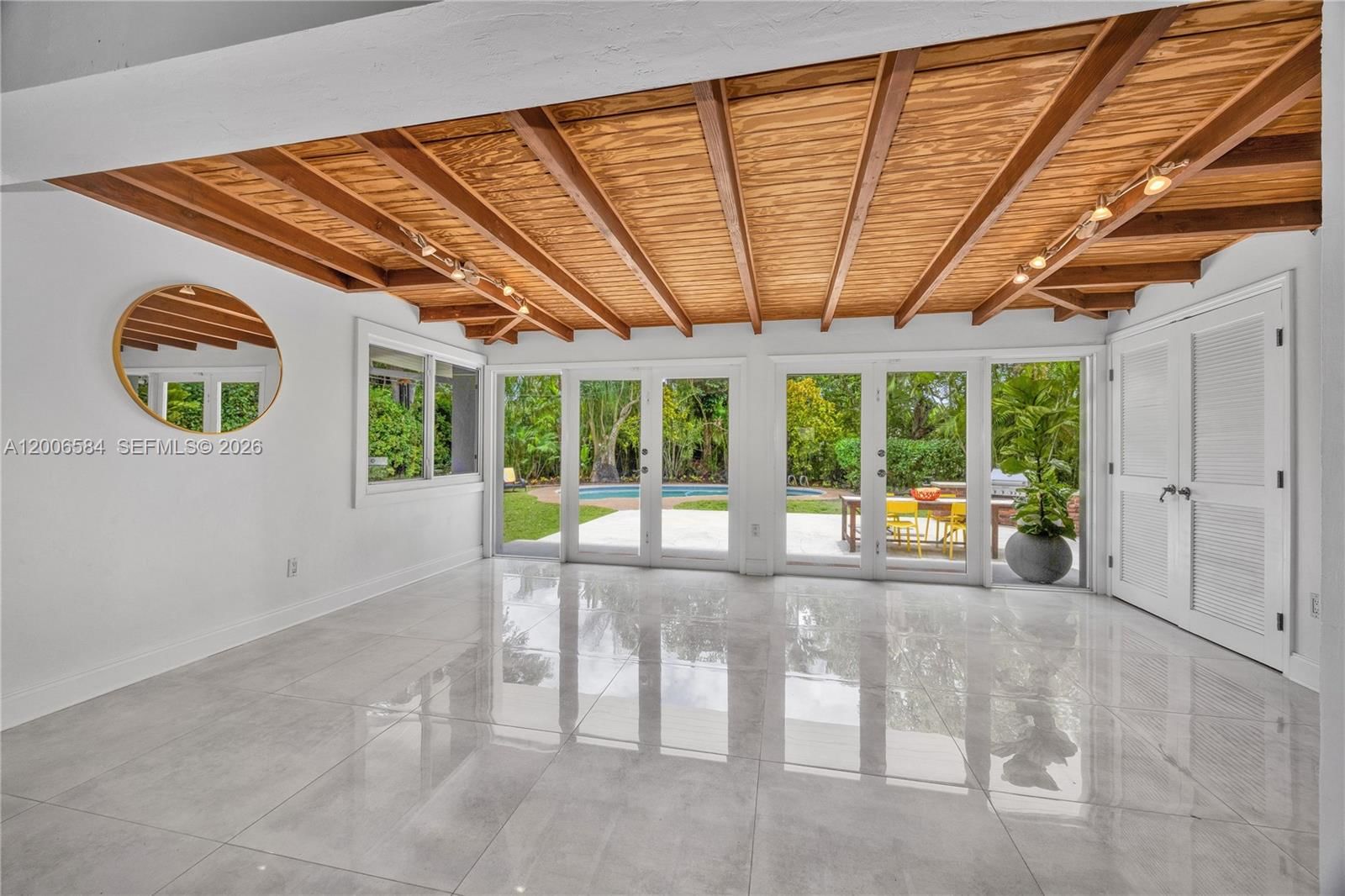 Real estate property located at 5750 52nd Ter, Miami-dade, Orchard Heights, South Miami, FL