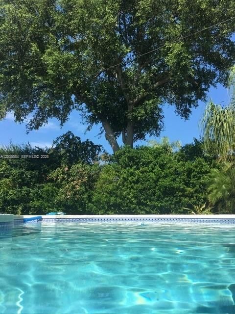 Real estate property located at 5750 52nd Ter, Miami-dade, Orchard Heights, South Miami, FL