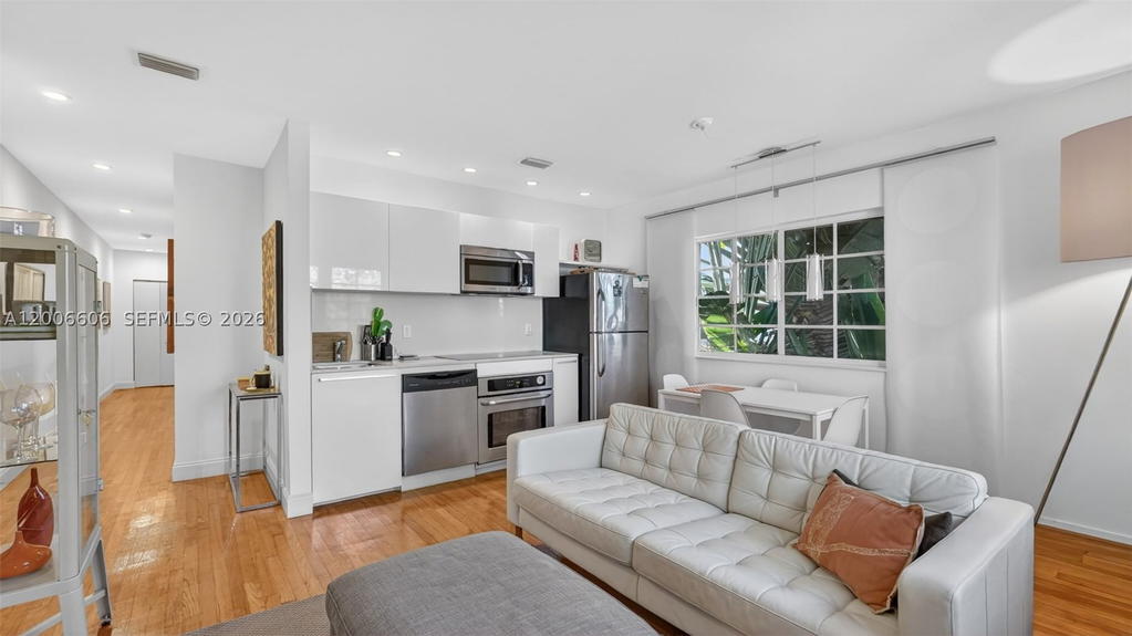 Real estate property located at 1410 Euclid Ave #6, Miami-dade, Essenza At 1410 Euclid Co, Miami Beach, FL
