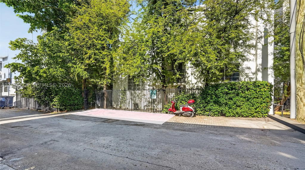 Real estate property located at 1410 Euclid Ave #6, Miami-dade, Essenza At 1410 Euclid Co, Miami Beach, FL