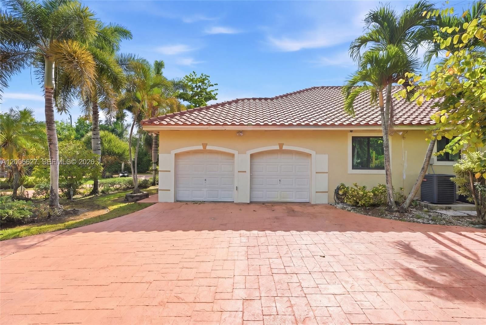 Real estate property located at 9898 133rd St, Miami-dade, Florida Fruit Land Compan, Hialeah Gardens, FL