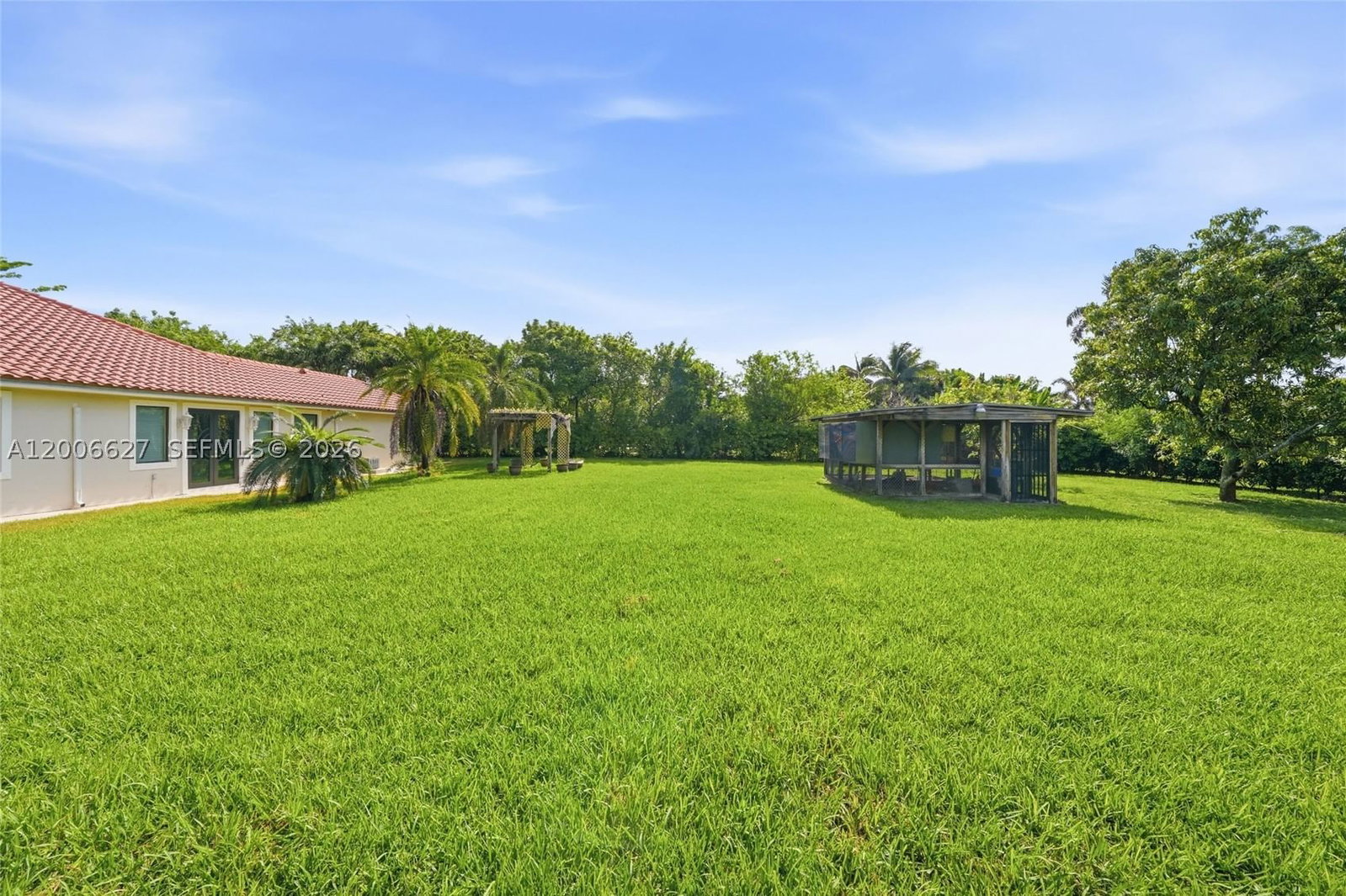 Real estate property located at 9898 133rd St, Miami-dade, Florida Fruit Land Compan, Hialeah Gardens, FL