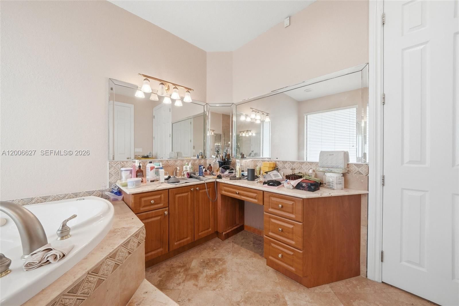 Real estate property located at 9898 133rd St, Miami-dade, Florida Fruit Land Compan, Hialeah Gardens, FL