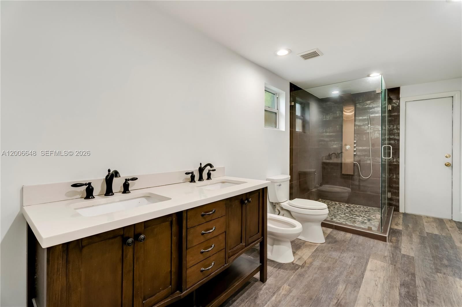 Real estate property located at 330 104th Ct, Miami-dade, Raineys Sub, Sweetwater, FL