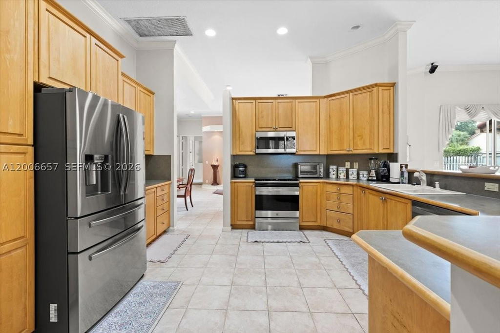 Real estate property located at 10912 2nd St, Broward, Westport 2nd Section, Plantation, FL